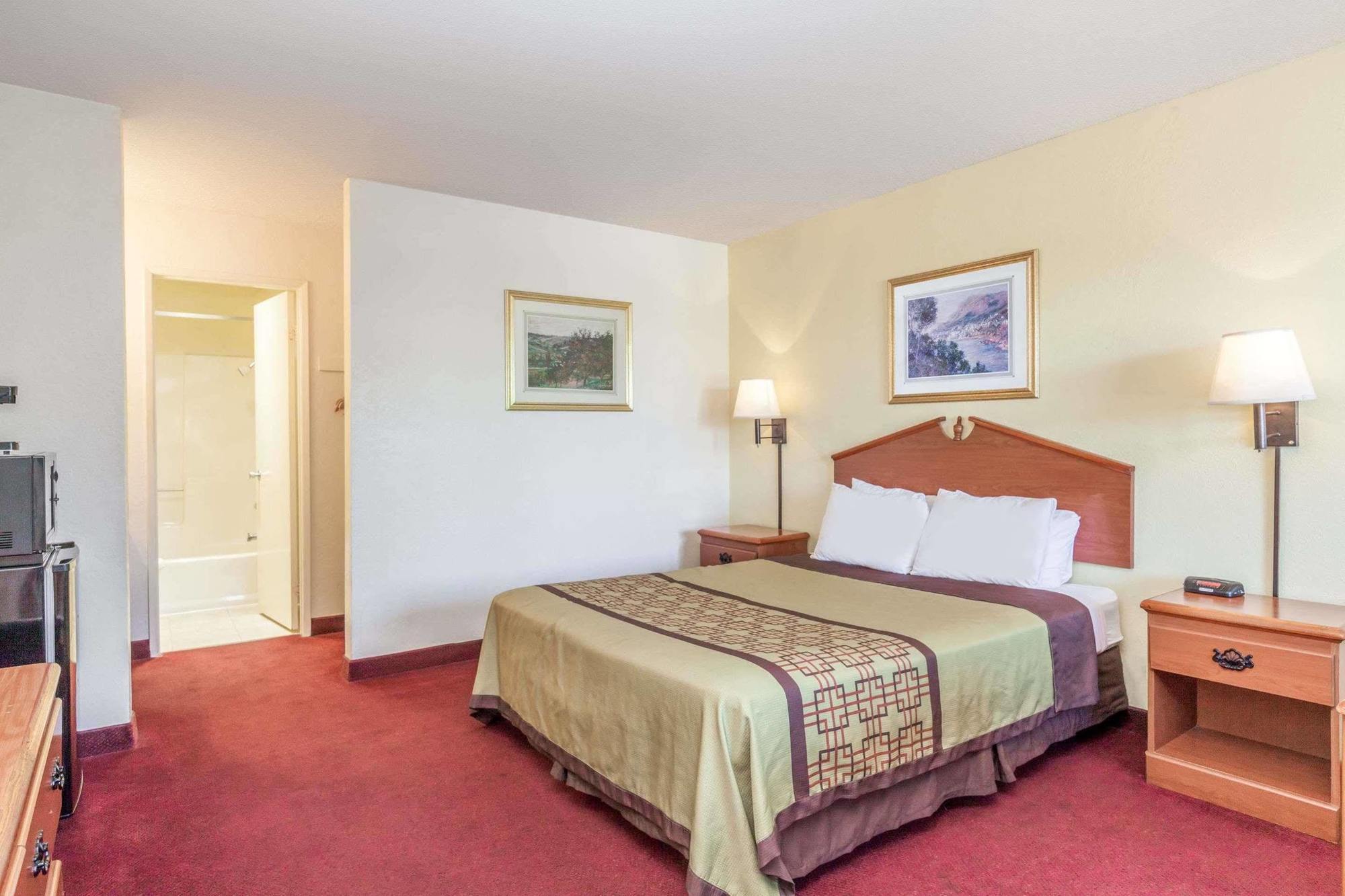 Super 8 By Wyndham Bakersfield/Central Exterior foto